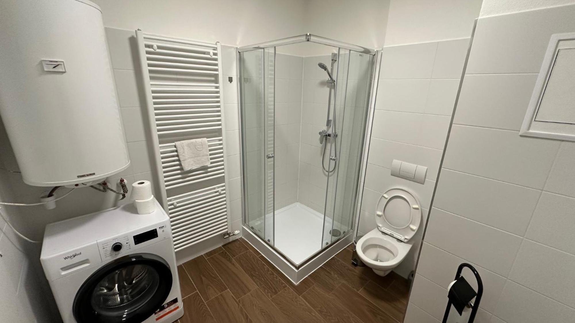 2 Room Apartment With Balcony Liptovský Mikuláš Buitenkant foto